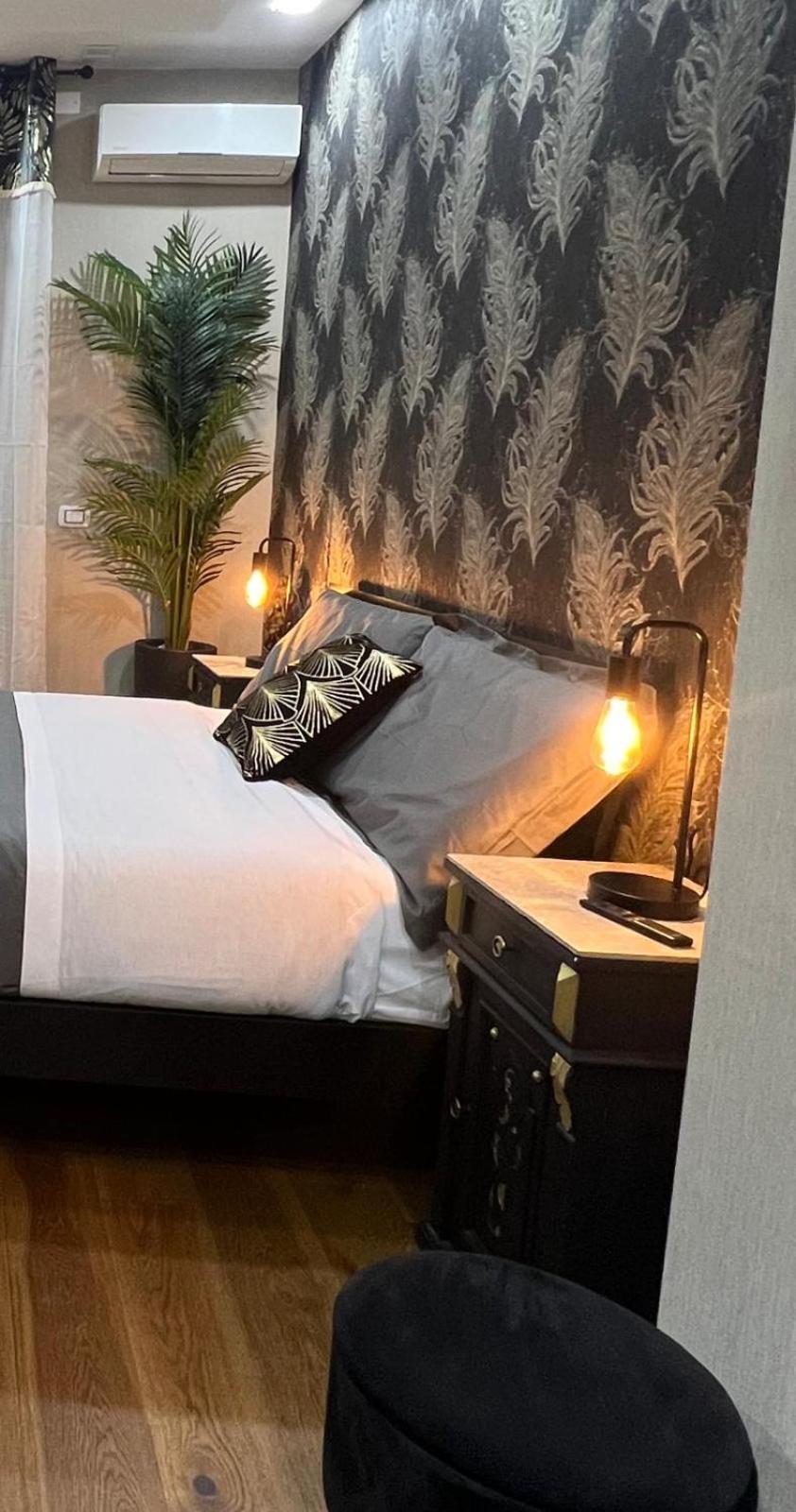 B&B Caffe Retro' Cisterna di Latina Eksteriør billede